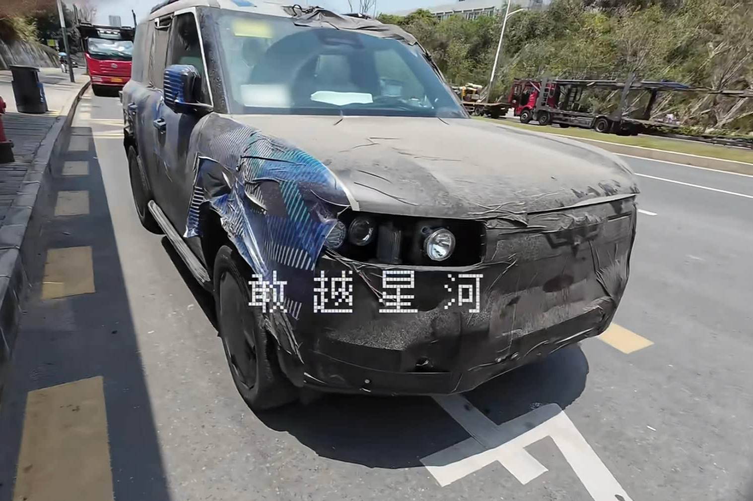 疑似方程豹钛7谍照曝光 尺寸向豹5看齐 预计搭载1.5T插混