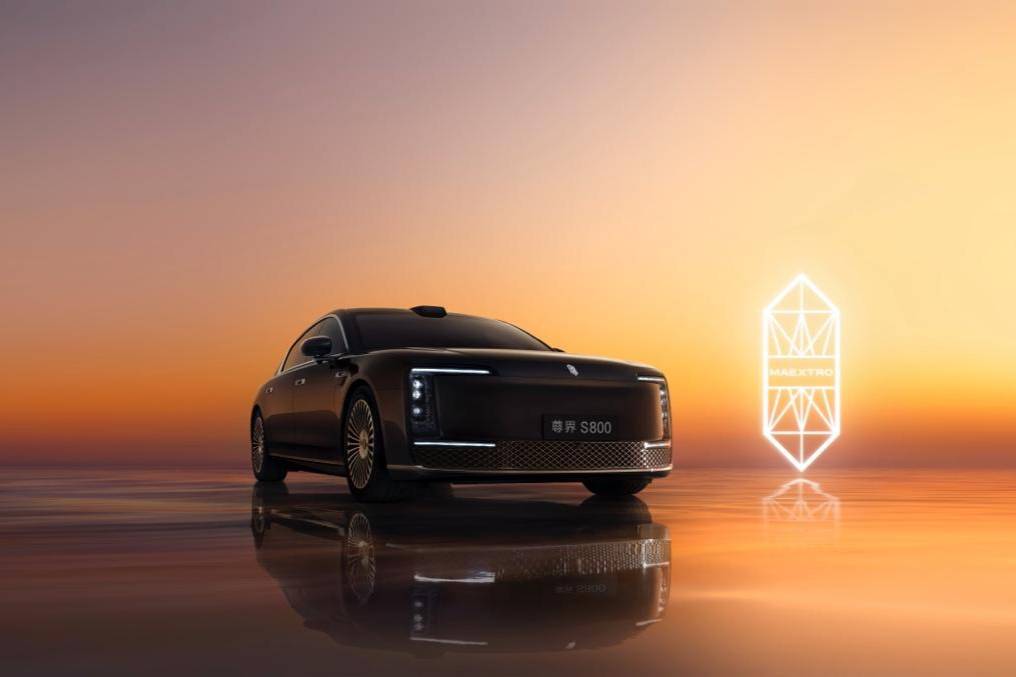 百萬電車VS百萬V8哪個更讓你心動