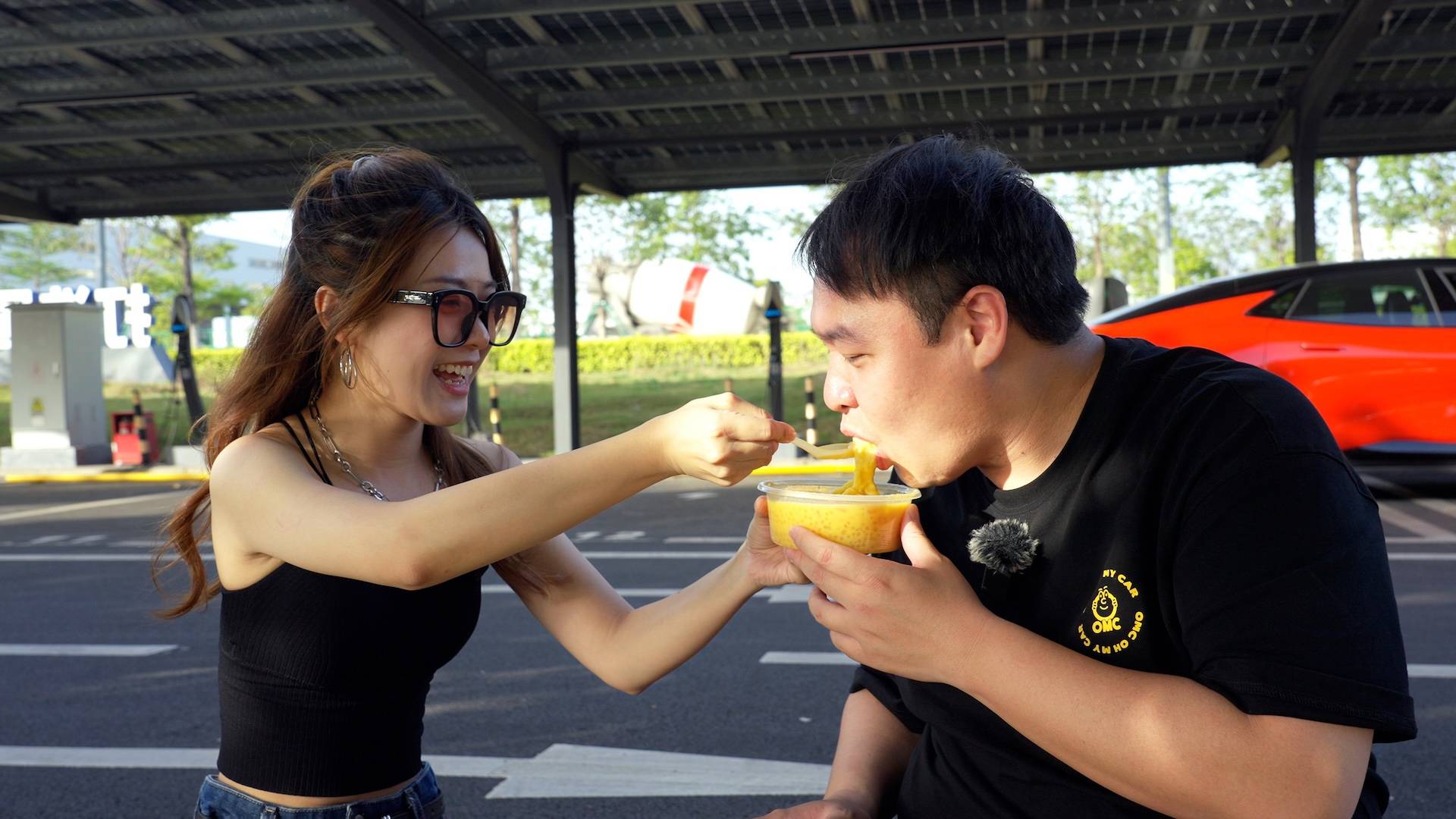 这应该是我推过最贵的车…