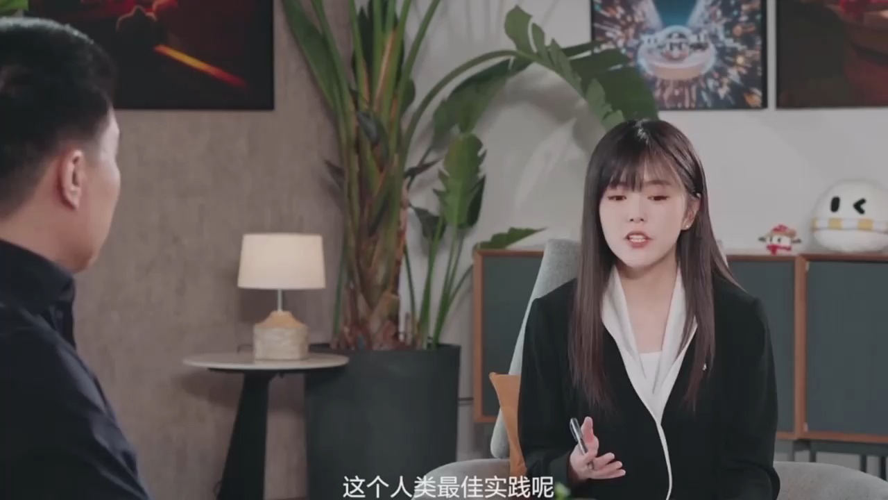 李想如何看DeepSeek创始人梁文锋?