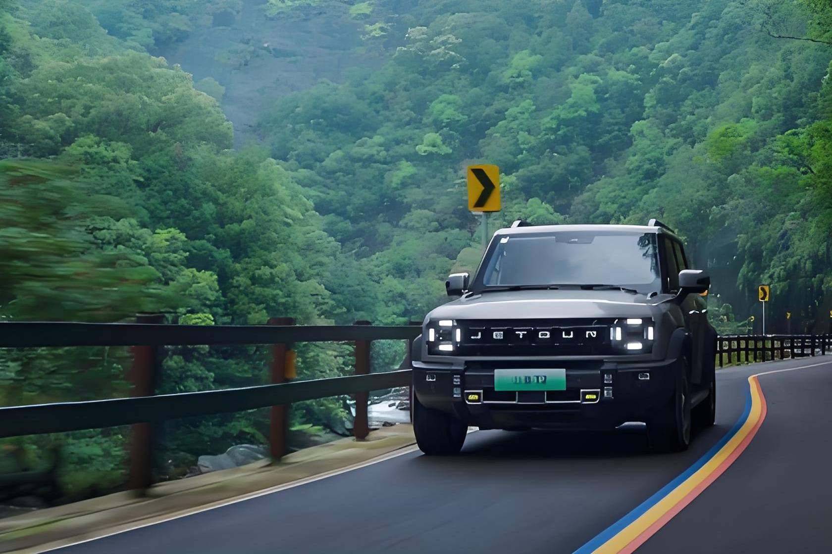 山海 T2 新 OTA:桌面自由,秒讀路況