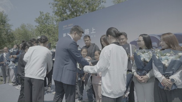 上市两周大定破万，GL8陆尚家用MPV