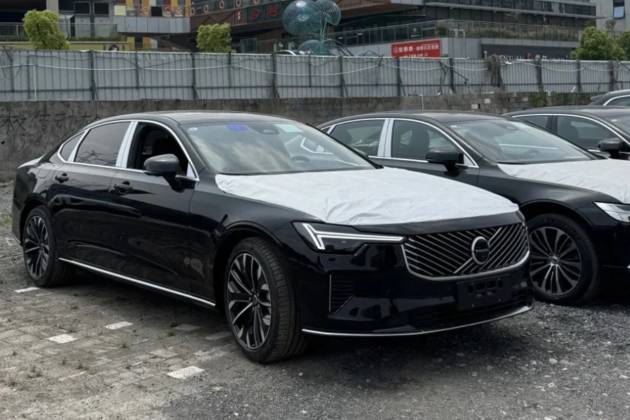 内外设计焕新，全新S90 PHEV车型实车亮相