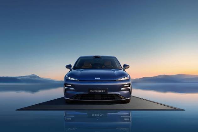 11萬就能買豪車？5米長(zhǎng)的星耀8后排用上VIP行政電動(dòng)座椅了