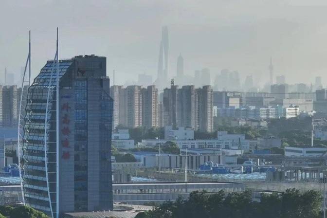統(tǒng)一石化船舶沖洗油:助力上海外高橋綠色遠(yuǎn)航的環(huán)保先鋒