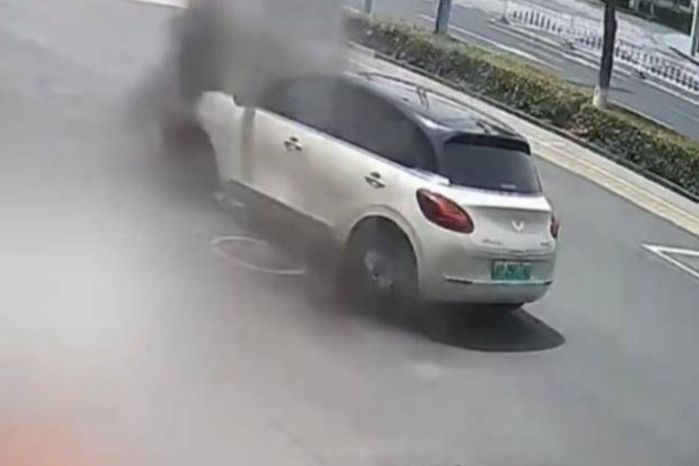 五菱電車(chē)自燃：品牌信譽(yù)受損，消費(fèi)者安全誰(shuí)來(lái)保障？