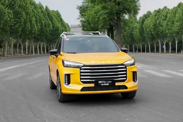 不開插混不知燃油車缺點？一個車系兩種結構，攬月家族選購教程
