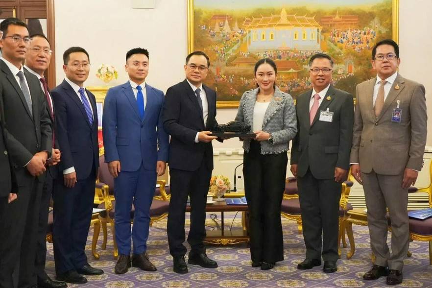 長安汽車首個(gè)海外新能源整車工廠投產(chǎn)，“渝車出?！眴⑿缕?></a>
                                
                                <div   id=