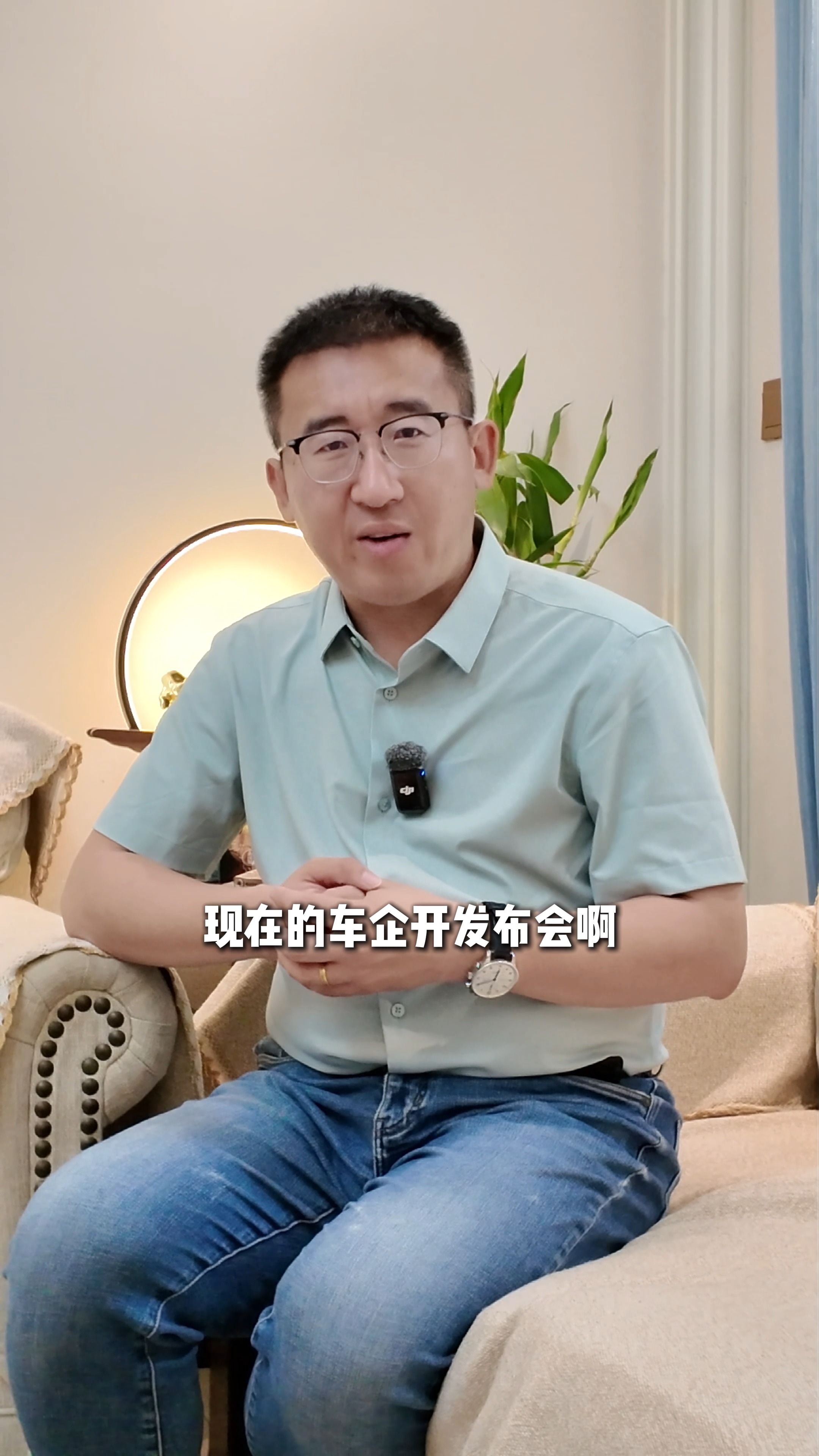 深蓝直接把“车展”搬到天上,太绝了!