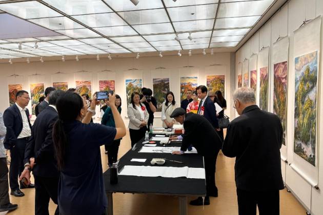 「傳承·創(chuàng)新——張雙軍藝術(shù)成就展」在東京葛飾文化會館隆重開幕