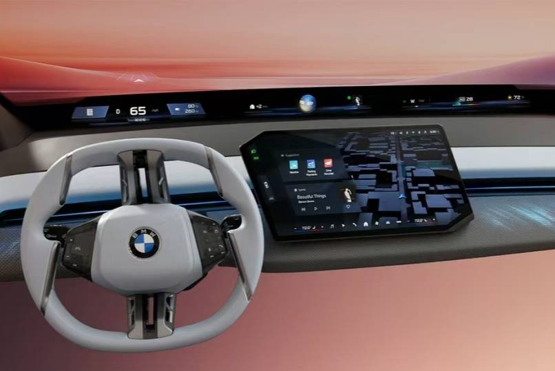 BMW首創(chuàng)全景iDrive：重新定義汽車和人機交互體驗
