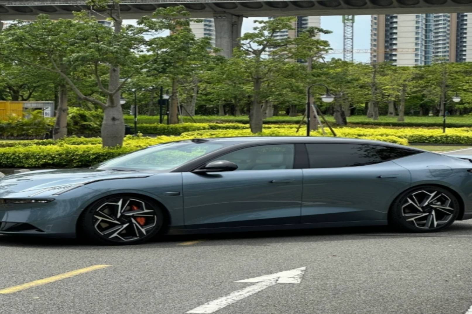 夏天開車出門疑似被資本做局？資本你贏了！
