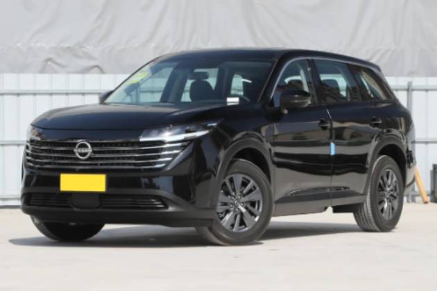 實拍日產探陸，標配2.0T+9AT，表現到底如何？