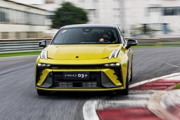 賽道轟鳴！領(lǐng)克03家族肇慶試駕開啟中國性能車新紀元
