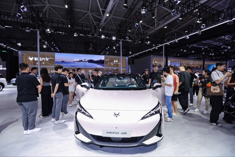 预算不到10万也能实现轿跑梦！极狐帮你做到了