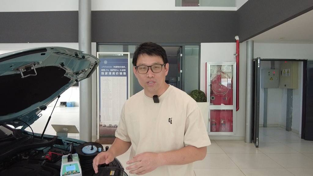 探店上汽大众Pro家族：油电同智时代 重新定义高价值出行