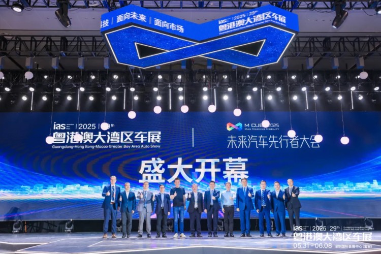 競渡未來：中國汽車產(chǎn)業(yè)的破局與共生