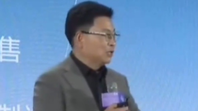 雷军回应余承东“内涵”