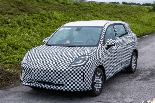五菱全新純電動(dòng)小型 SUV 諜照曝光！或定名為繽果 S