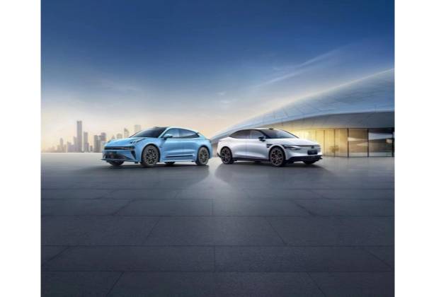 2025年新能源汽車智駕能力天梯榜：誰是智能駕駛的真正領航者