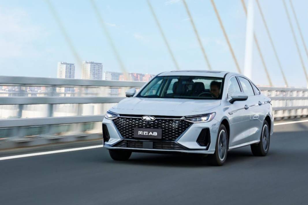 7.99萬起，風云A8價格很剛，拆車更剛！