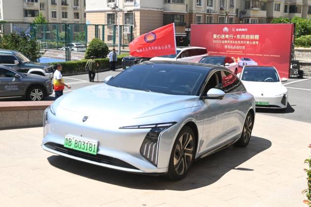 東風(fēng)柳汽聯(lián)袂公益順風(fēng)車，全國(guó)愛心送考護(hù)航學(xué)子夢(mèng)