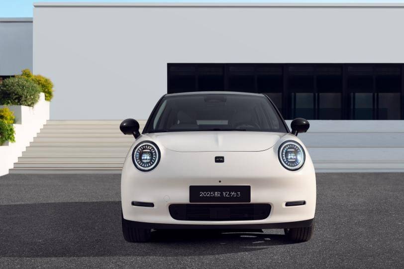 情懷與實用能否兼得？電動MINI VS 2025款釔為3