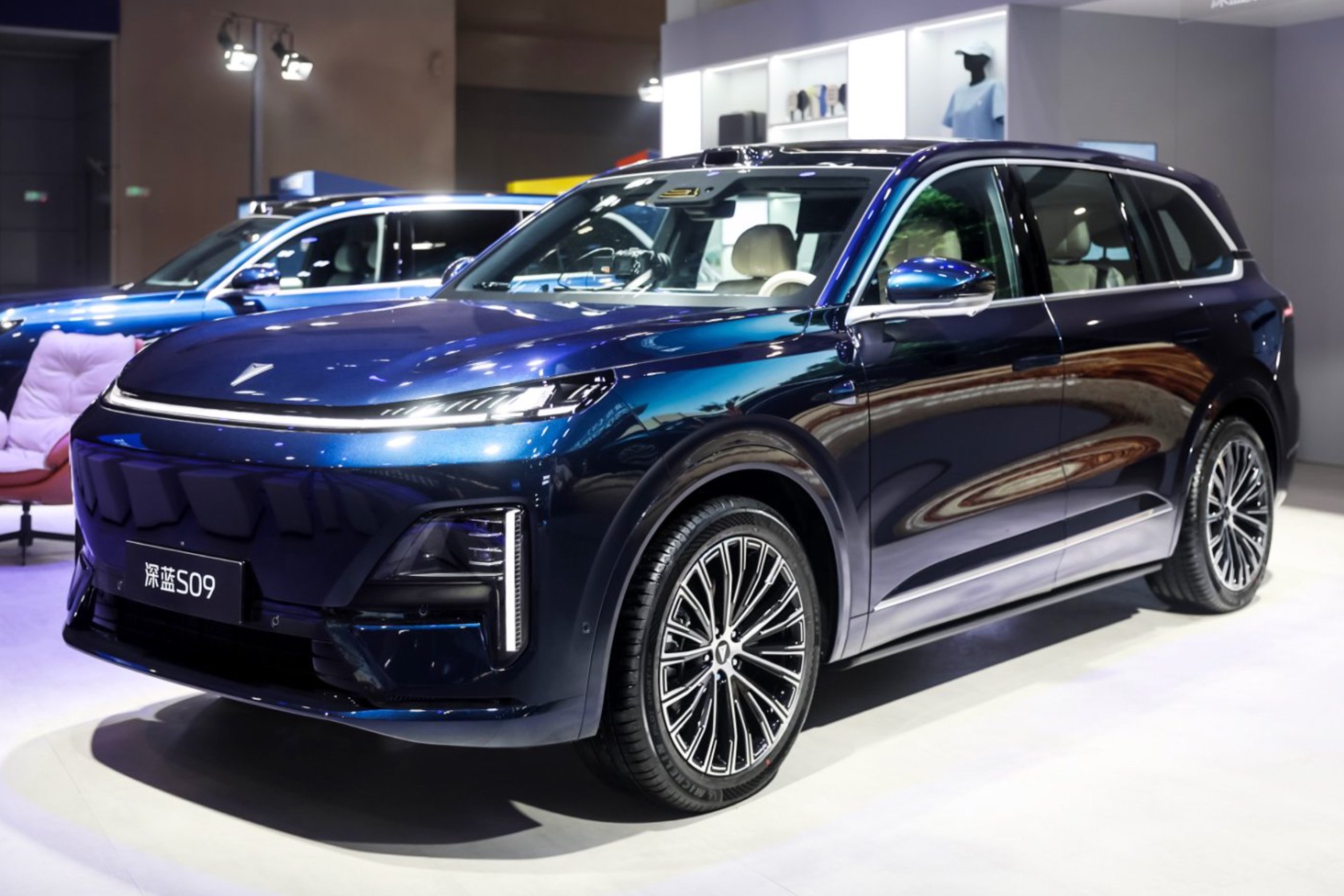 深藍(lán)汽車鄧承浩：我在S09三排坐了大半年