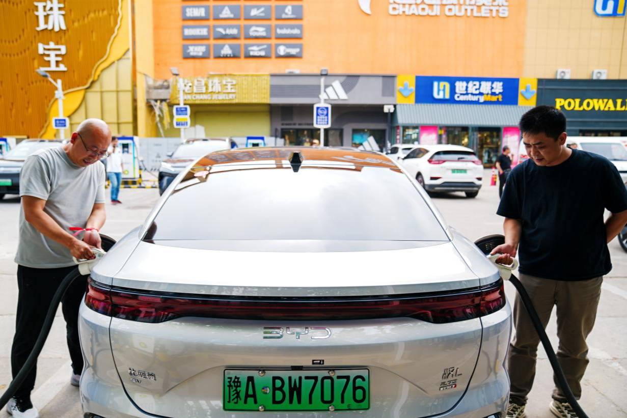 閃充補(bǔ)能大體驗(yàn)：“兆瓦閃充”實(shí)測充電功率超1000kW