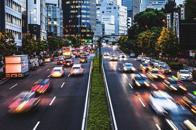 價(jià)格戰(zhàn) “急剎車(chē)”，此時(shí)買(mǎi)車(chē)是更貴還是更值？