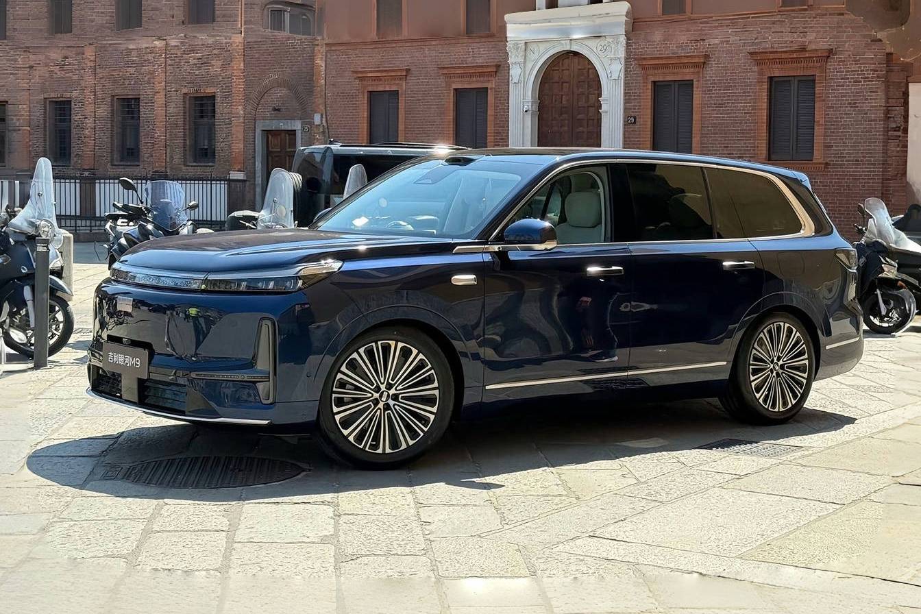 吉利銀河M9實車曝光！我給支個招：售價20萬內，絕對爆款？