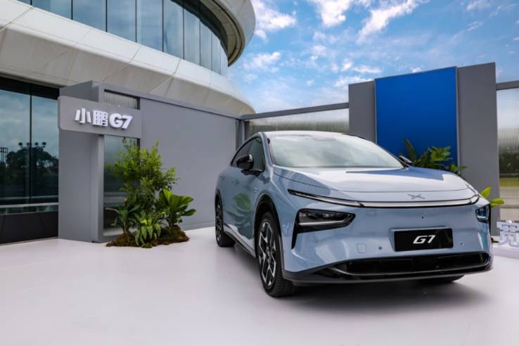 全球首款L3級算力AI汽車！小鵬G7亮相，預售價23.58萬