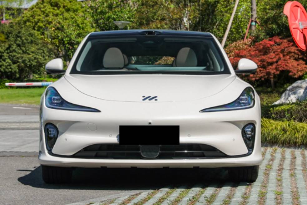 駕乘體驗全面提升 智己L6新老款車型對比