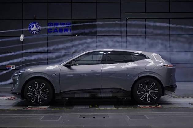 為什么新能源車都要用玻璃大天幕？