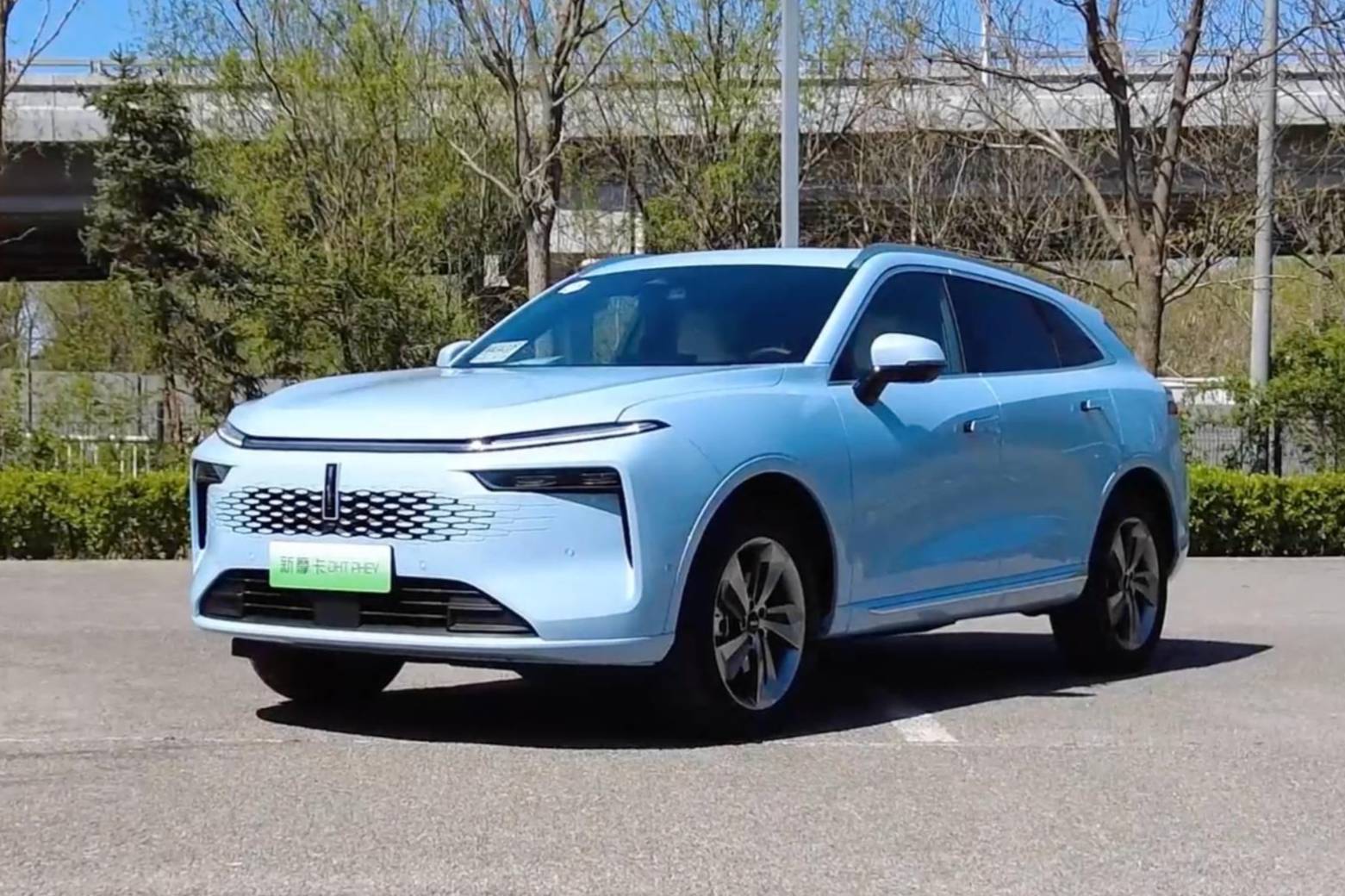 魏牌摩卡：新能源時(shí)代的智能豪華座駕???