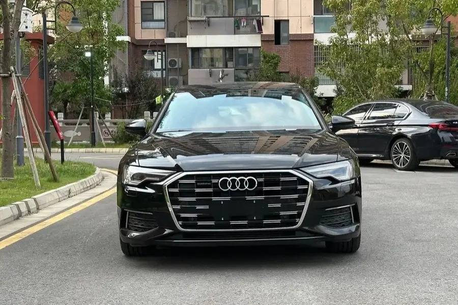 奧迪A6作為奧迪品牌的中高端轎車介紹