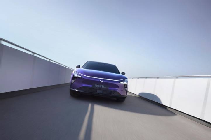 車(chē)圈大V自曝壞賬4000萬(wàn)！車(chē)評(píng)人也陷入回款危機(jī)？