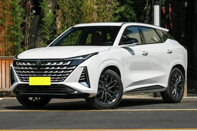 10萬級SUV，長安UNI-Z新藍(lán)鯨與哈弗H6誰更值得入手？