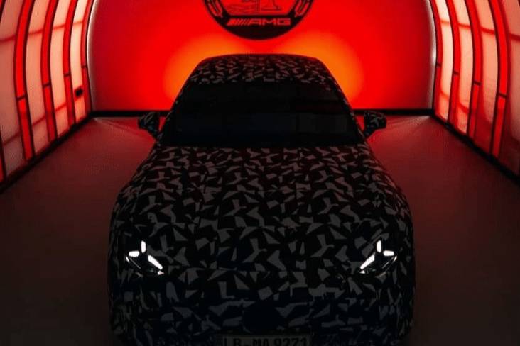 全新 AMG GT 電動四門轎跑車最新預告圖發(fā)布！
