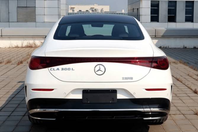 全新奔馳 CLA L 純電版申報(bào)圖曝光！采用全新設(shè)計(jì)語言