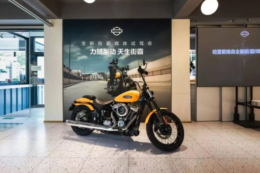 重溫公路旅行，試駕2025款哈雷STREET BOB