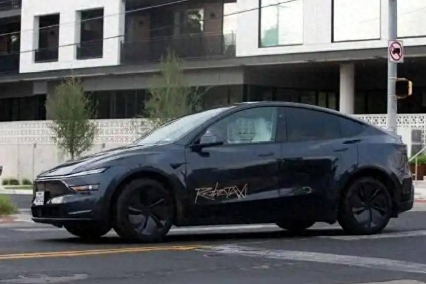 承諾遲到近十年，特斯拉Robotaxi能否順利“出圈”？
