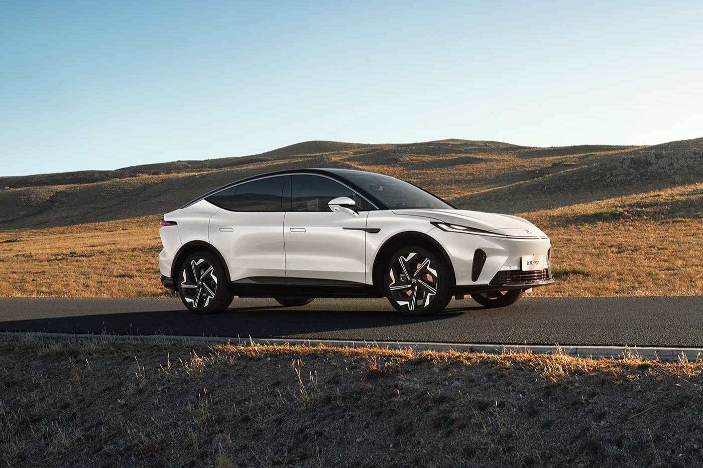 限時15.99萬起的純電中大型SUV，飛凡R7該怎么選？