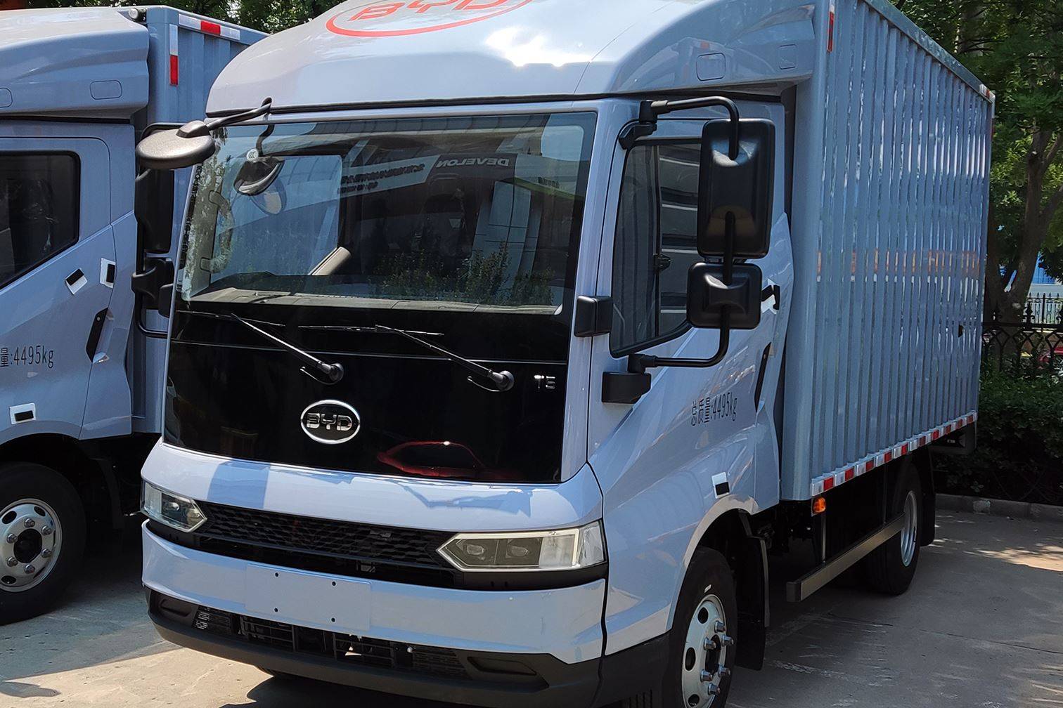 比亞迪商用車持續(xù)助力新能源汽車產業(yè)發(fā)展