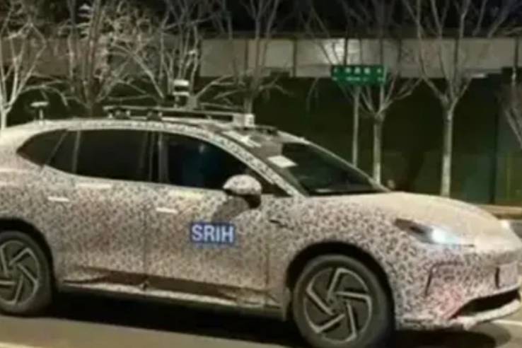 余承東反擊小米YU7！華為尚界首款車型曝光
