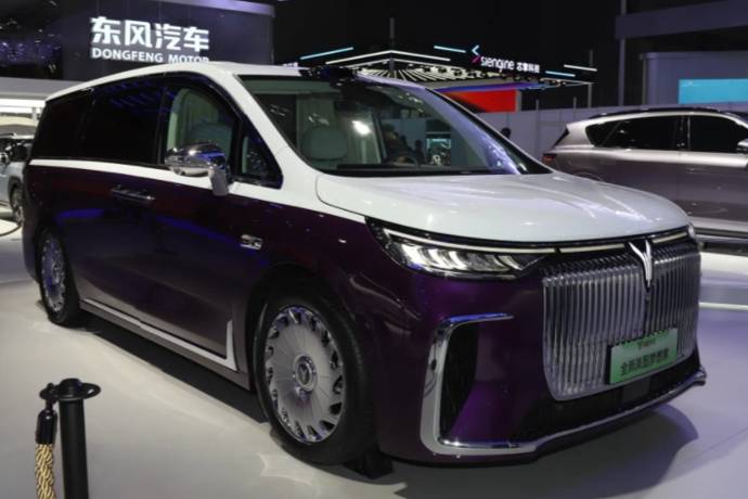 低價(jià)國(guó)產(chǎn)車全面勝出！最新插混周銷量：前7都是比亞迪