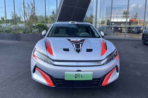 比亞迪漢家族銷量破百萬，漢L玩改裝、刷賽道，車主：買對了！