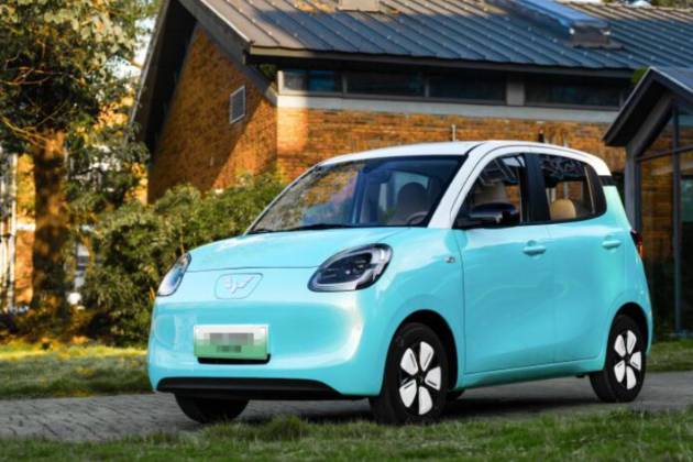 宏光MINIEV四門版有多上頭？95后社畜親測