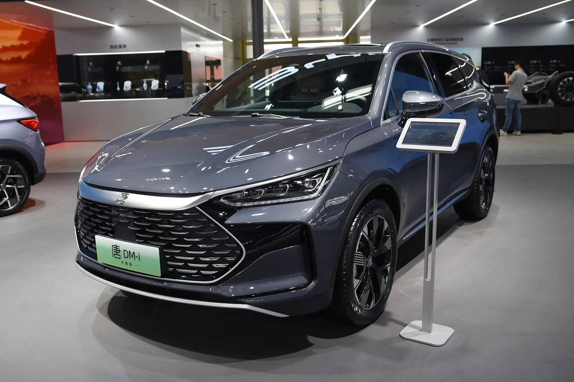 6月新能源車銷量排行榜！比亞迪穩(wěn)居第一，特斯拉排名第四