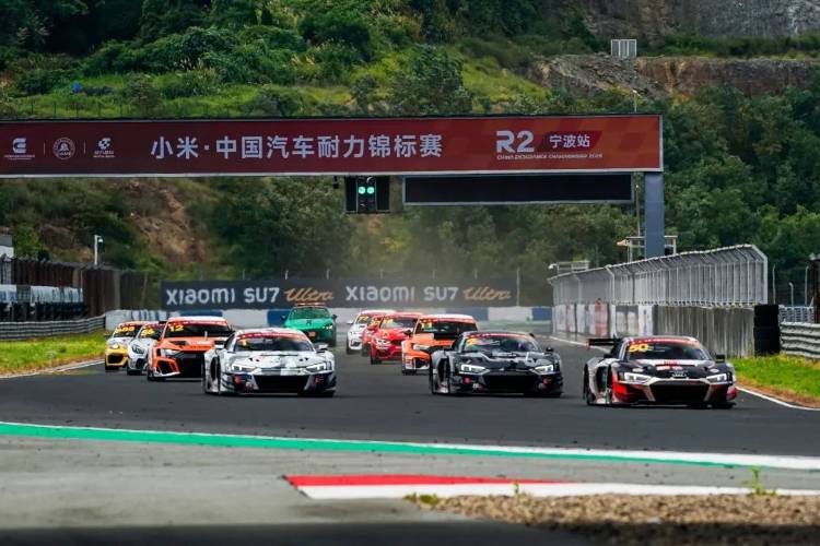 326 Racing Team吳怡帆/劉子辰主場問鼎